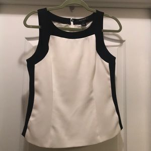 WHBM Creme & Black fitted top Size 8